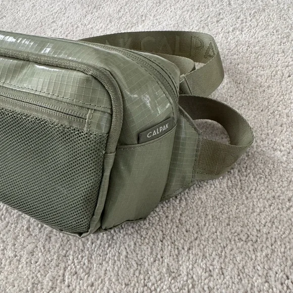 Calpak Terra Sling - Juniper Green - Picture 3 of 12
